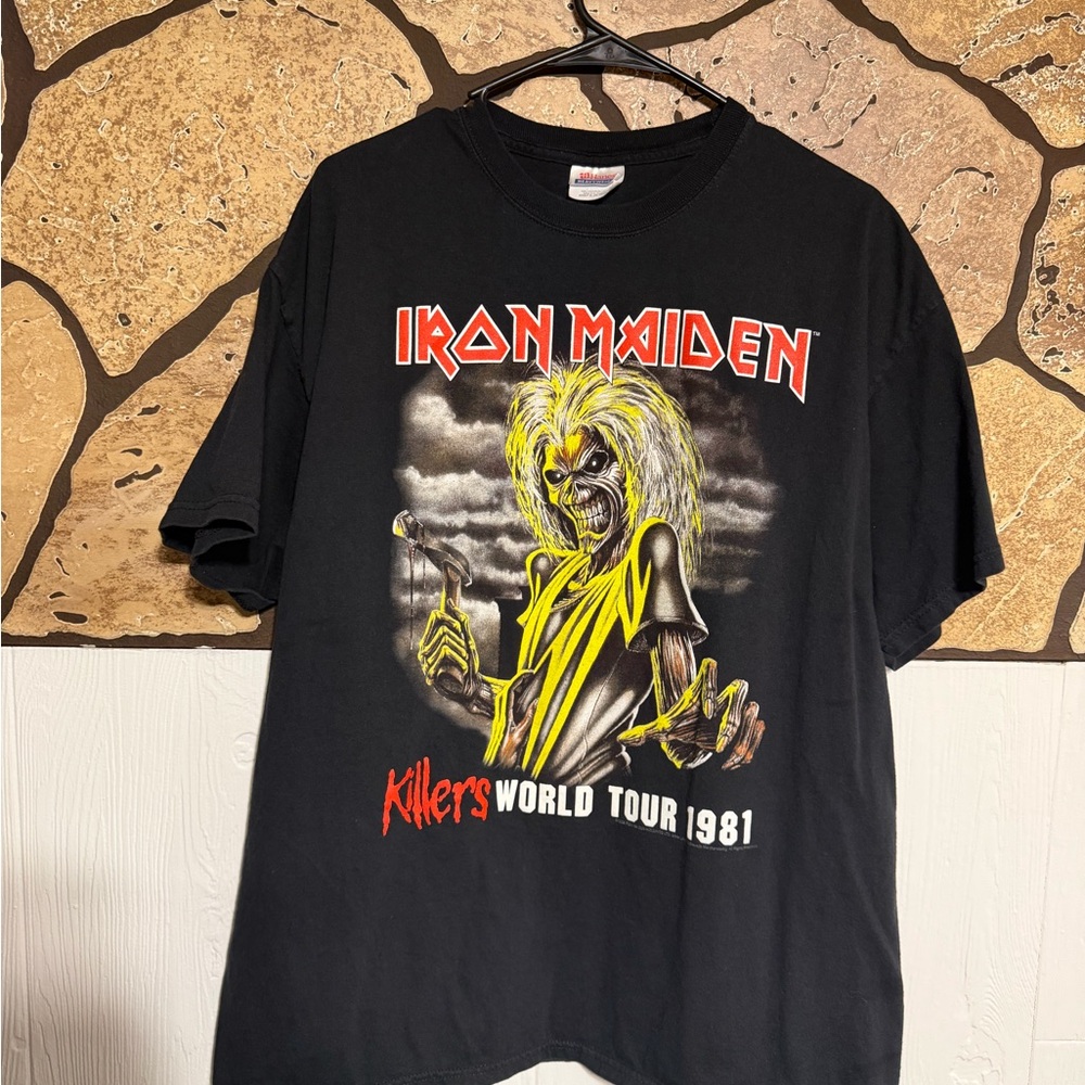 Hanes Heavyweight Black T-Shirt with Red and Blue Label
